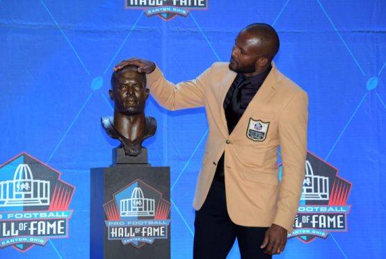 NFL: Pro Football Hall of Fame-Enshrinement Ceremony