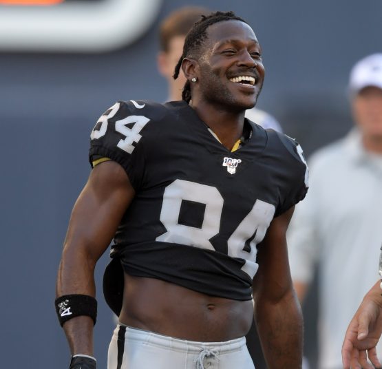 NFL: Preseason-Green Bay Packers at Oakland Raiders