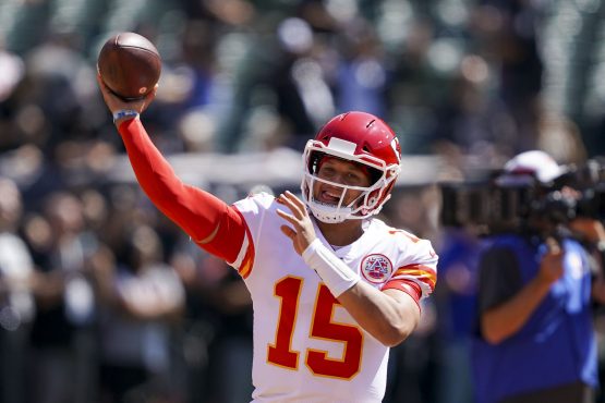 NFL: Kansas City Chiefs at Oakland Raiders