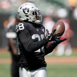NFL: Kansas City Chiefs at Oakland Raiders