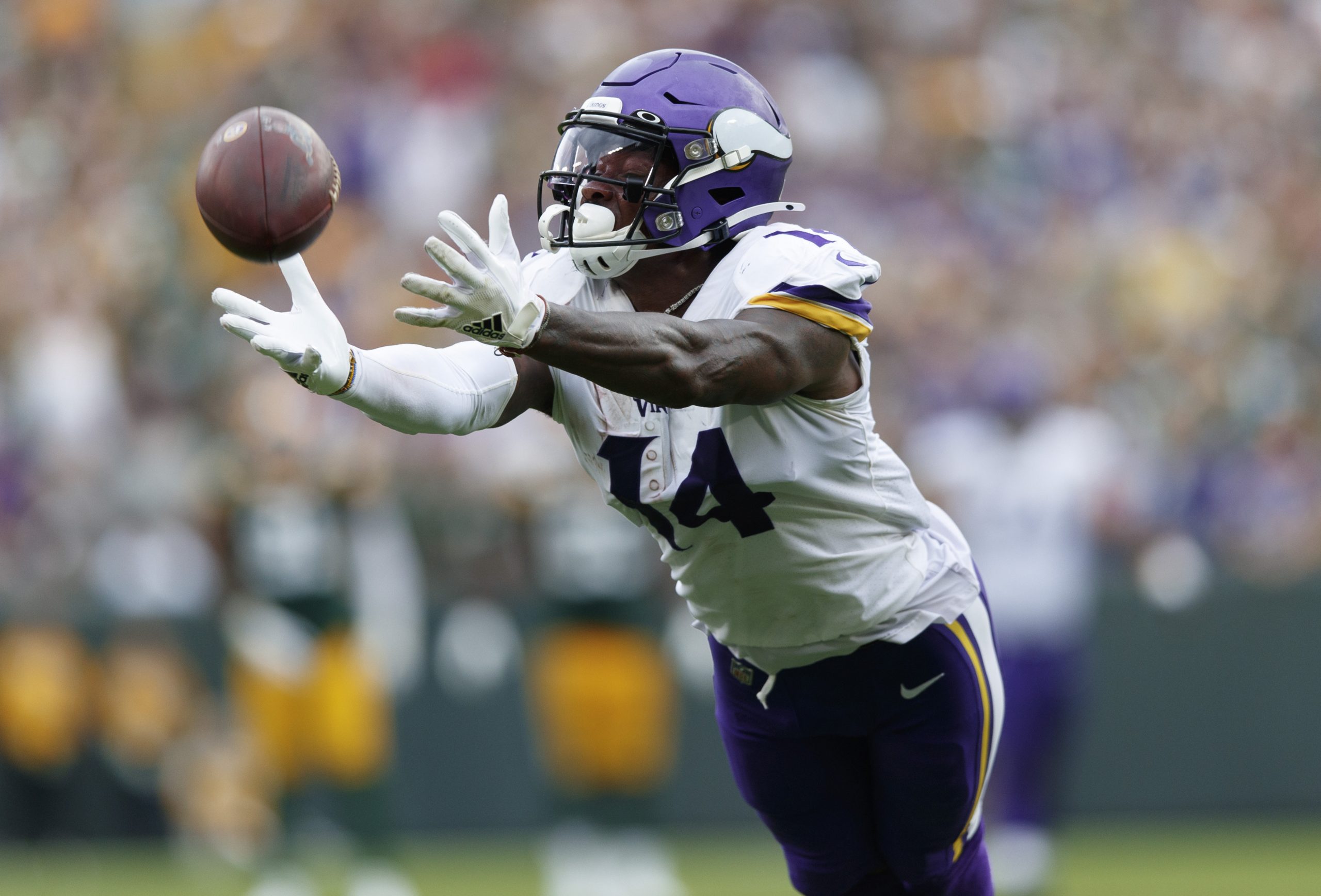 NFL: Minnesota Vikings at Green Bay Packers