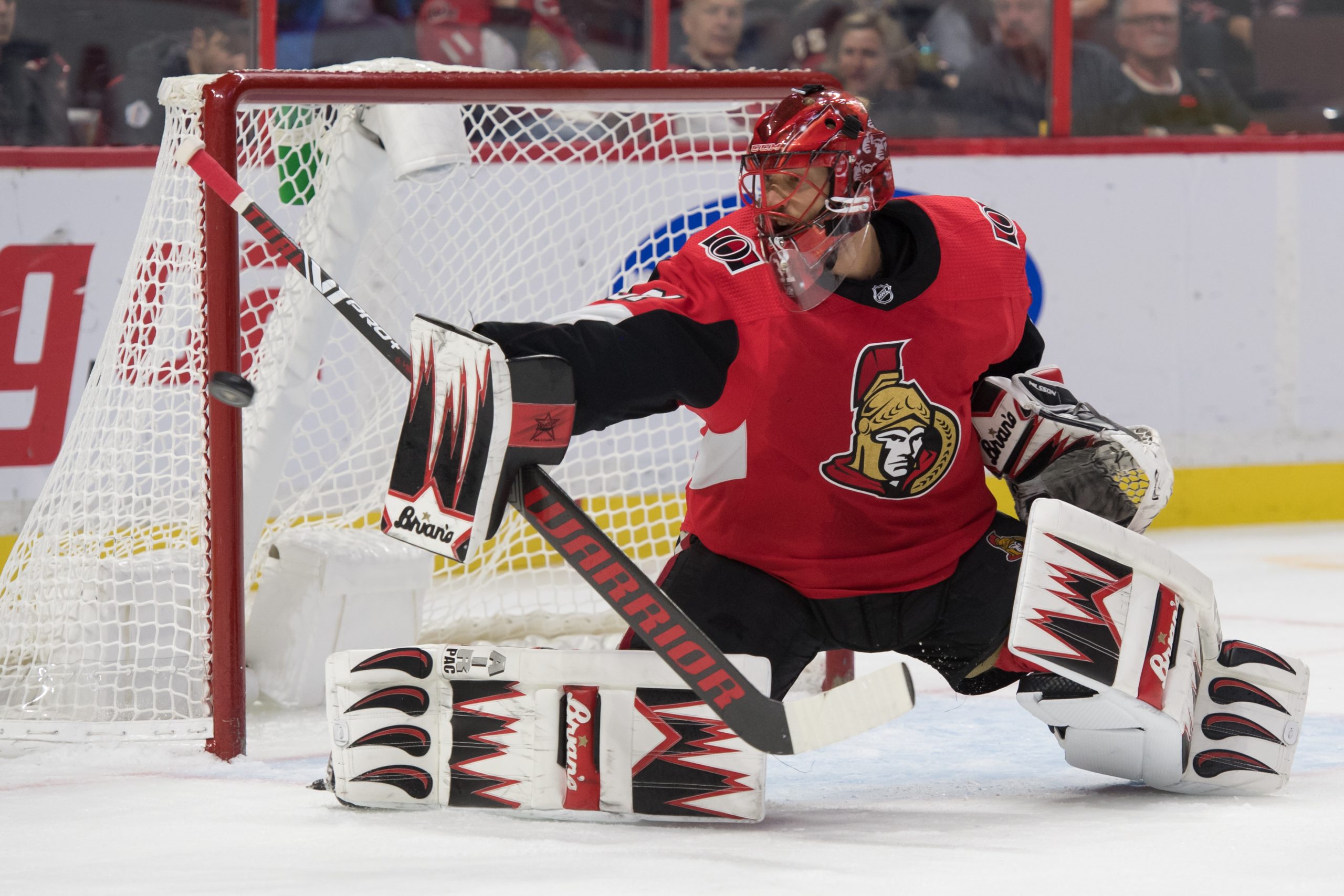 NHL: Carolina Hurricanes at Ottawa Senators