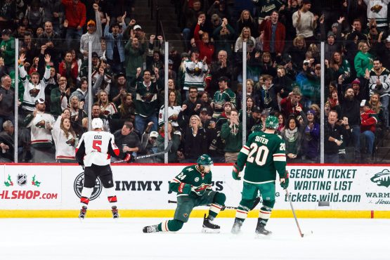 NHL: Ottawa Senators at Minnesota Wild