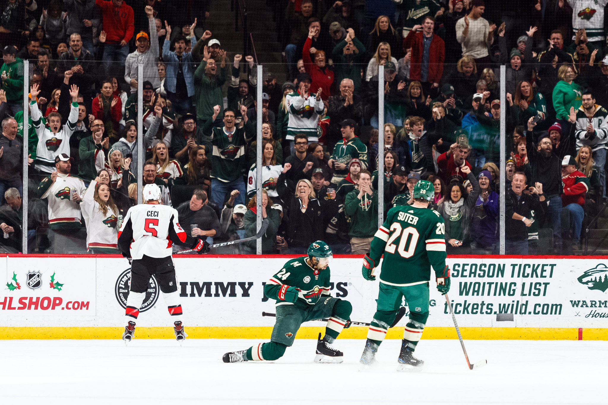 NHL: Ottawa Senators at Minnesota Wild
