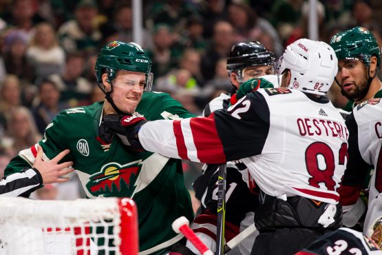 NHL: Arizona Coyotes at Minnesota Wild