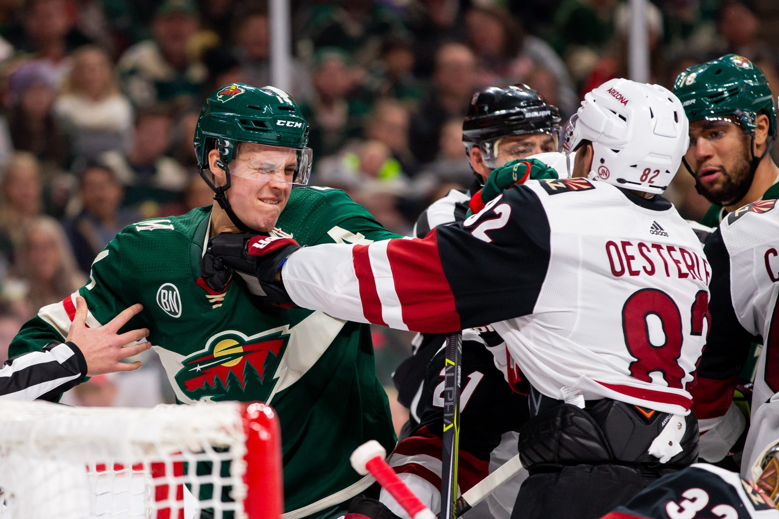 NHL: Arizona Coyotes at Minnesota Wild