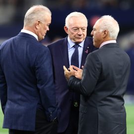 NFL: Philadelphia Eagles at Dallas Cowboys