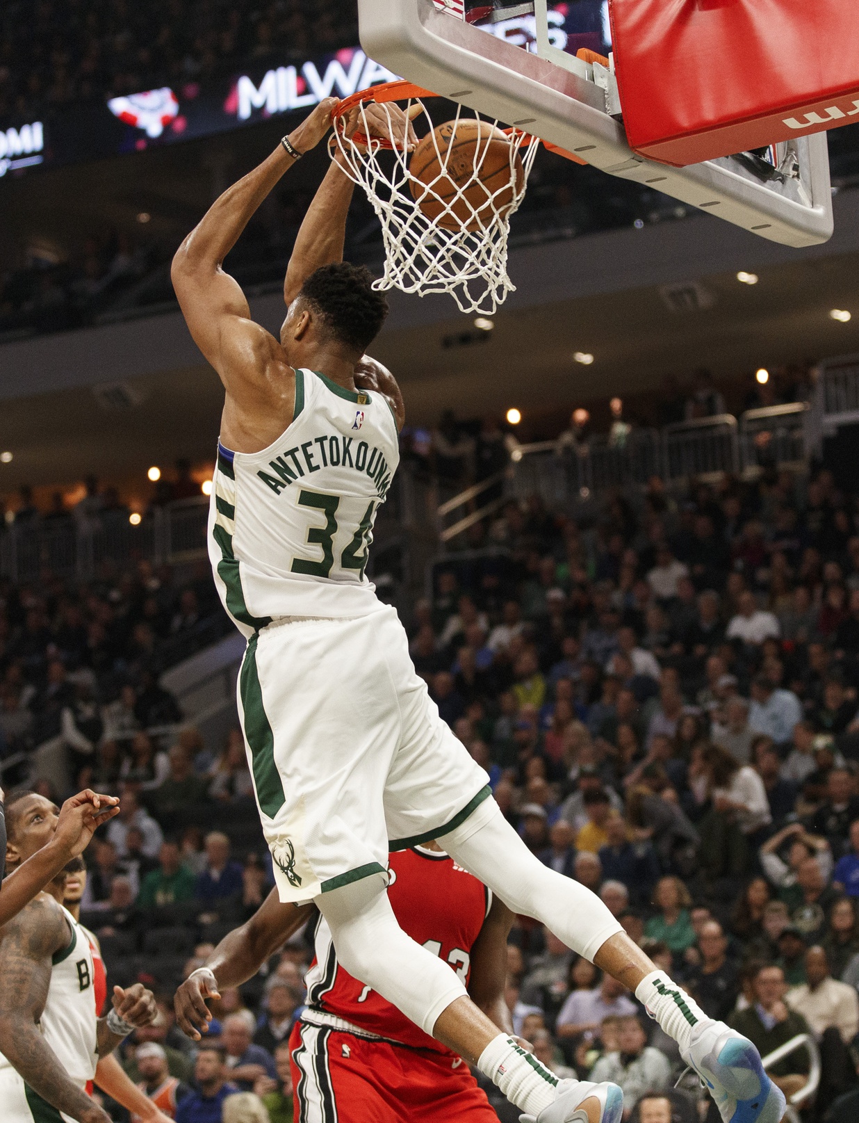 giannis antetokounmpo