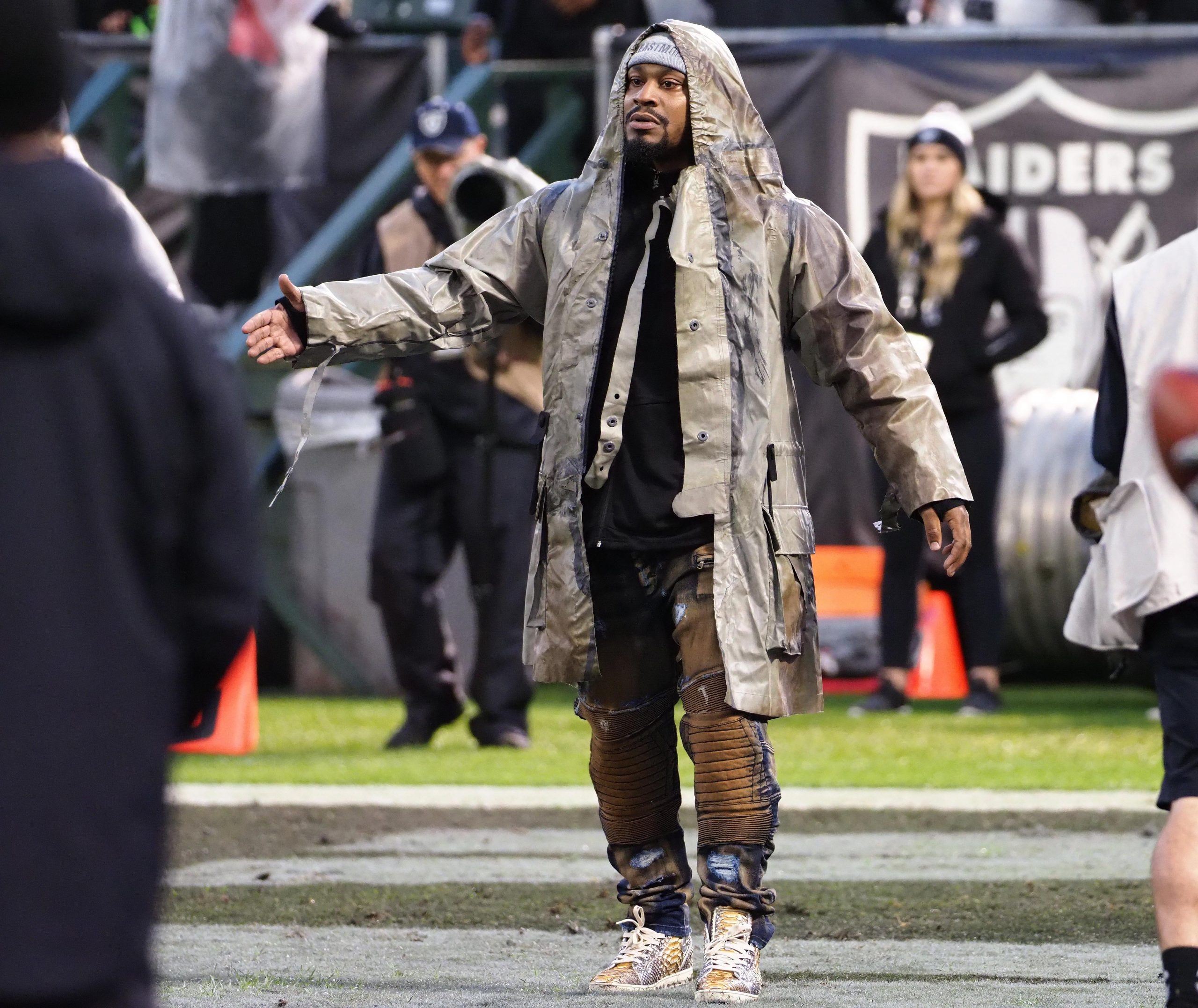 NFL: Denver Broncos at Oakland Raiders