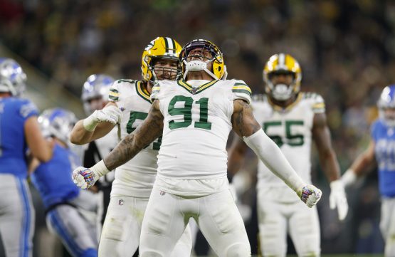 NFL: Detroit Lions at Green Bay Packers