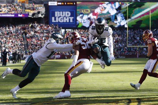 NFL: Philadelphia Eagles at Washington Redskins