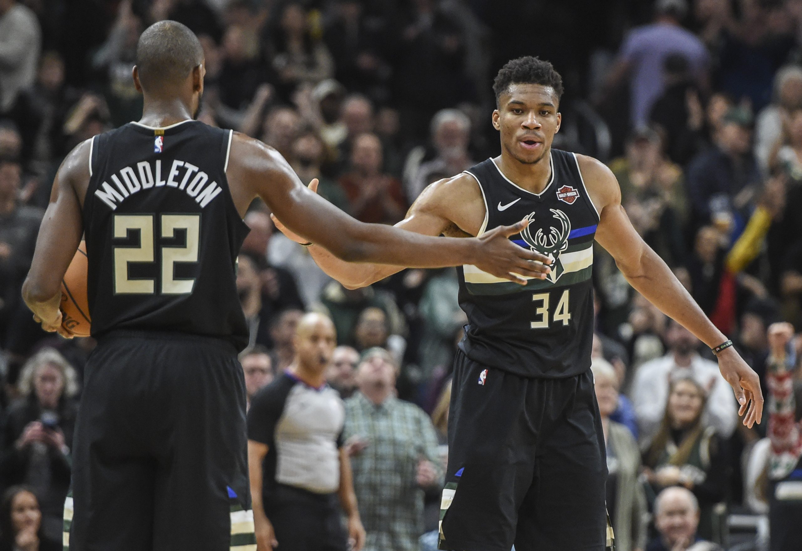 NBA: Los Angeles Lakers at Milwaukee Bucks
