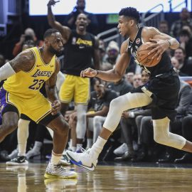 giannis antetokounmpo lebron james