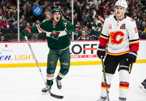 NHL: Calgary Flames at Minnesota Wild