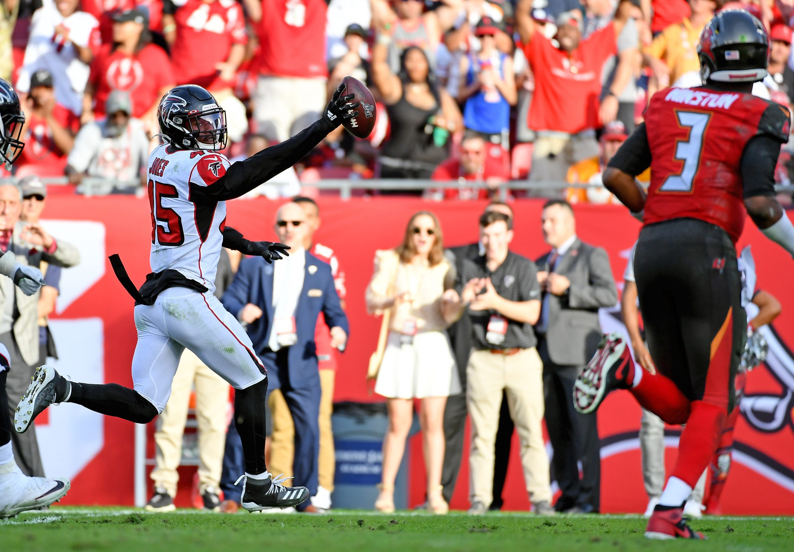 NFL: Atlanta Falcons at Tampa Bay Buccaneers