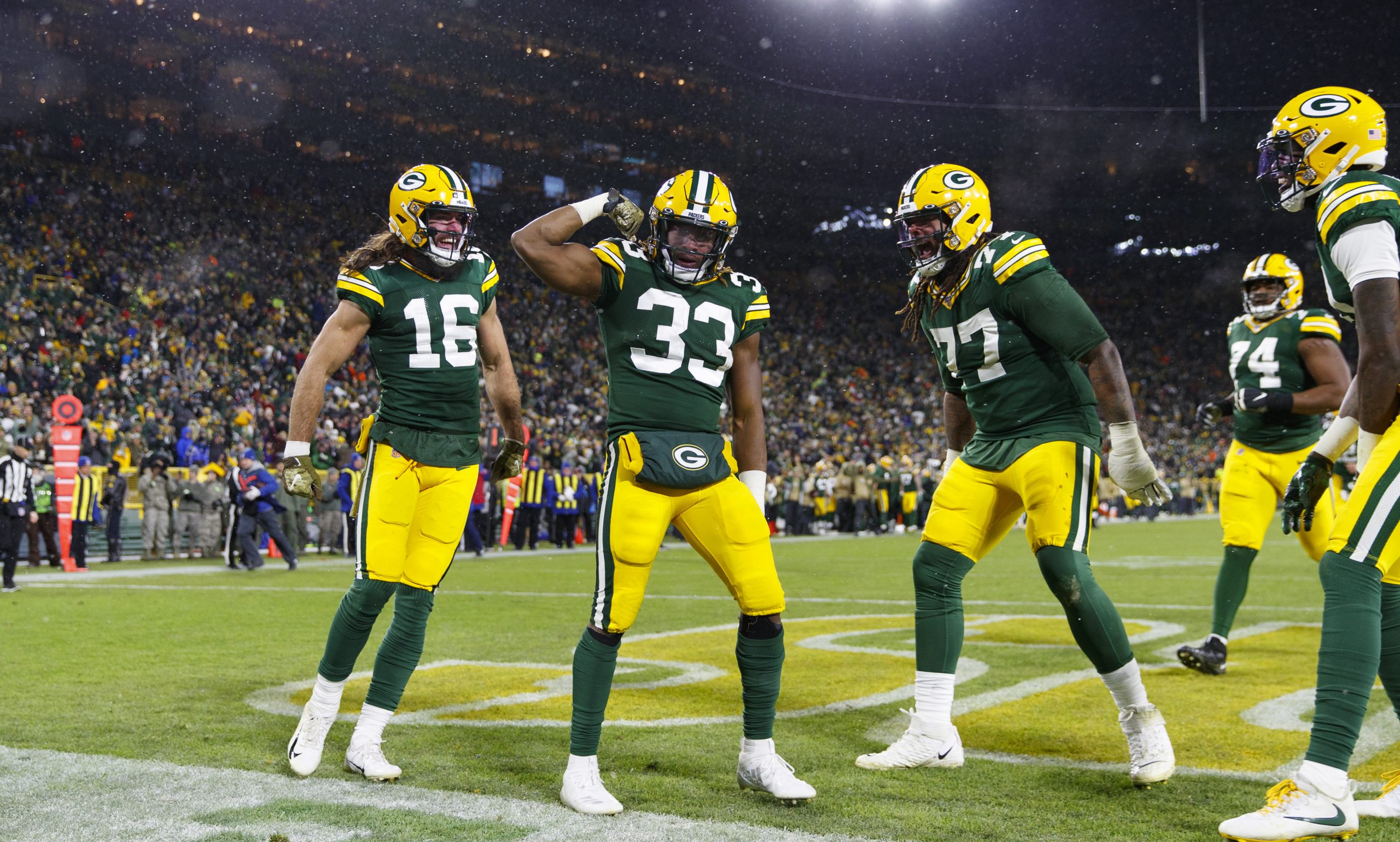 NFL: Carolina Panthers at Green Bay Packers