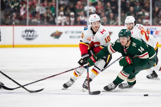 NHL: Calgary Flames at Minnesota Wild
