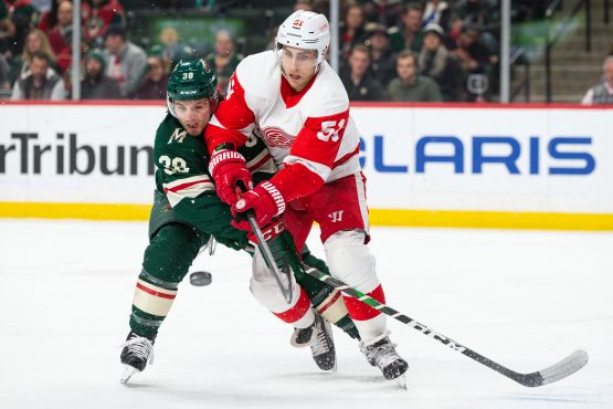 NHL: Detroit Red Wings at Minnesota Wild