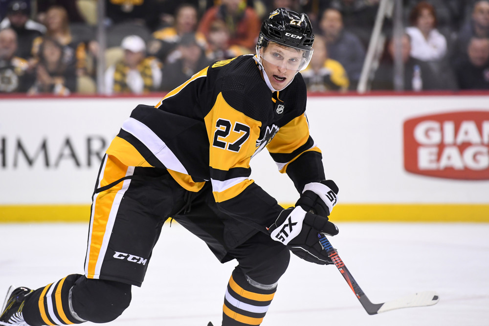 NHL: MAR 10 Bruins at Penguins