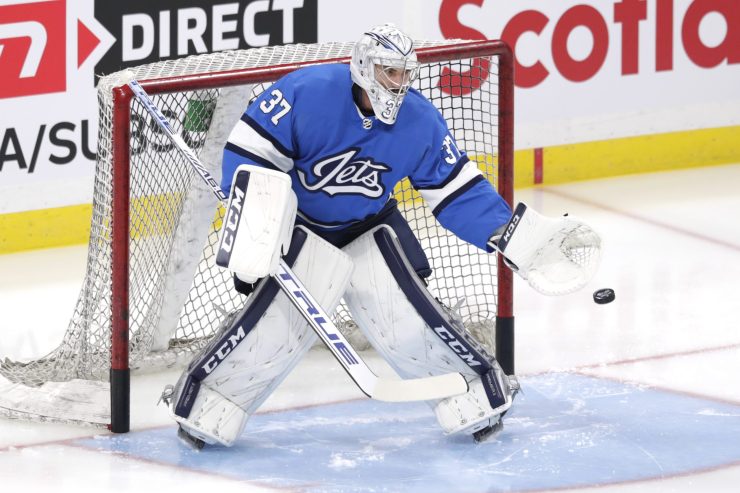 NHL: New York Islanders at Winnipeg Jets