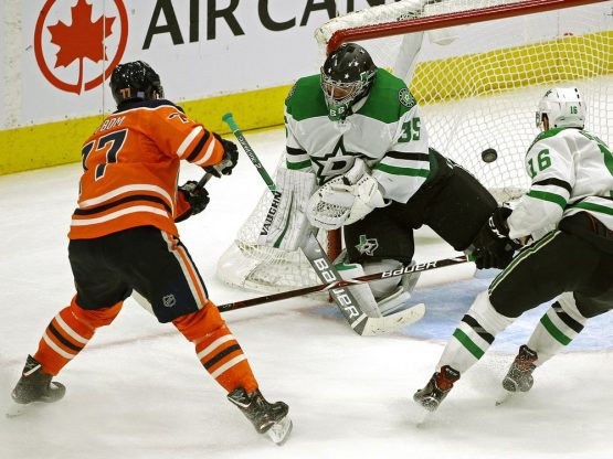 Oilers-Stars-8.jpg