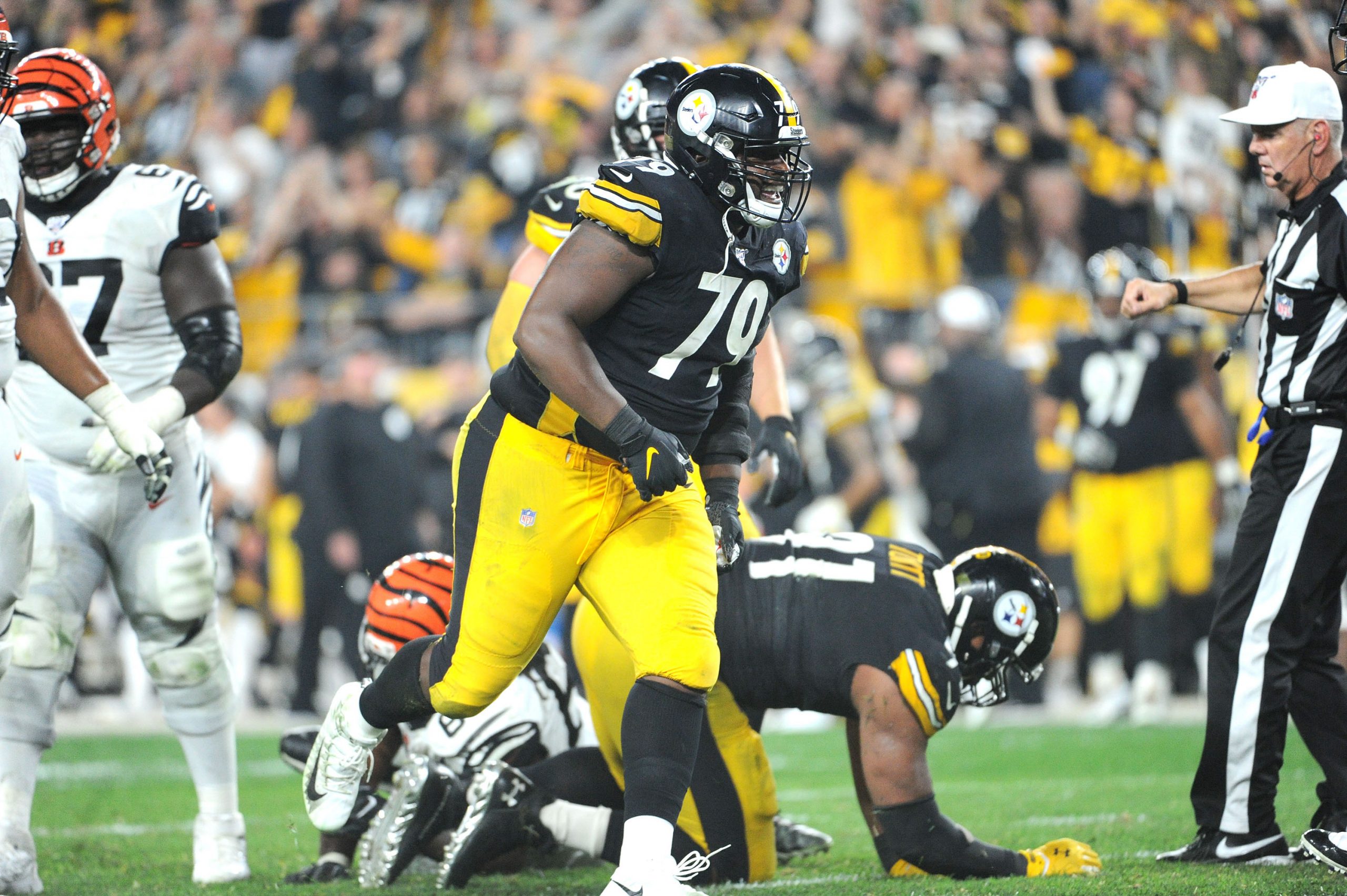 NFL: Cincinnati Bengals at Pittsburgh Steelers
