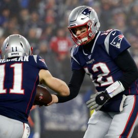NFL: AFC Wild Card-Tennessee Titans at New England Patriots