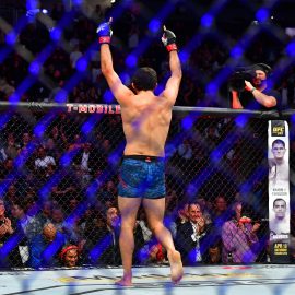Beneil Dariush Career Earnings