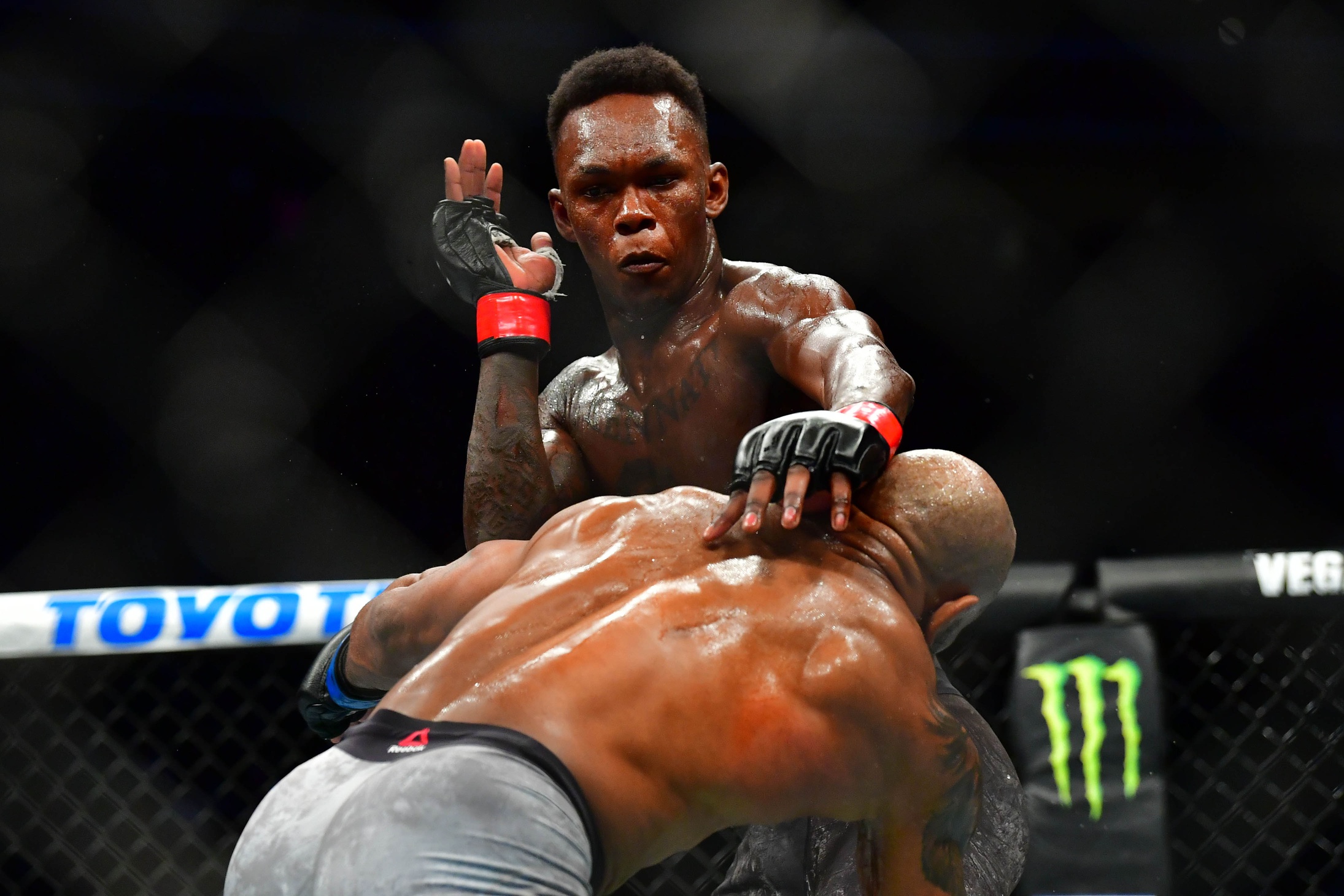 israel adesanya yoel romero