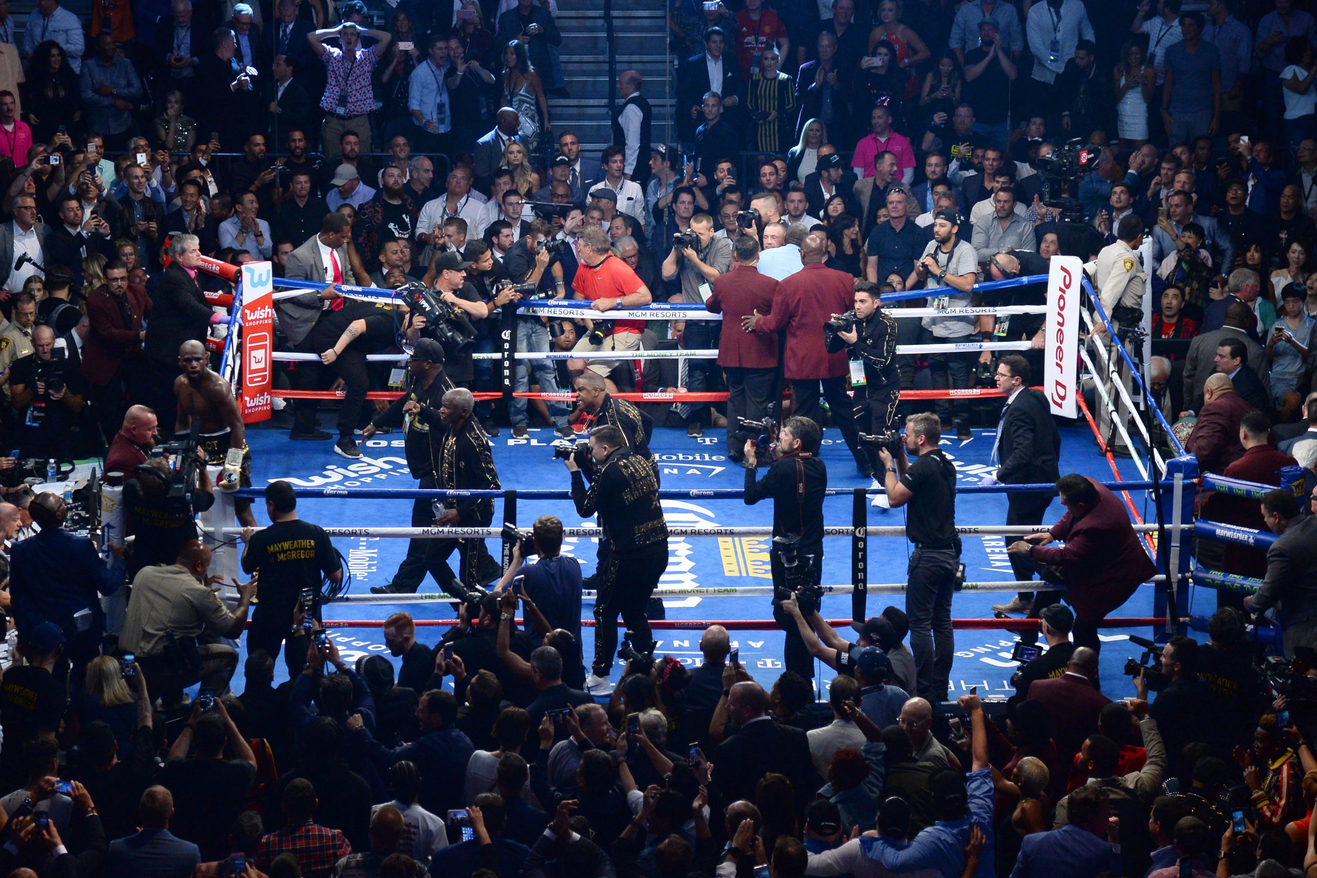Boxing: Mayweather vs McGregor