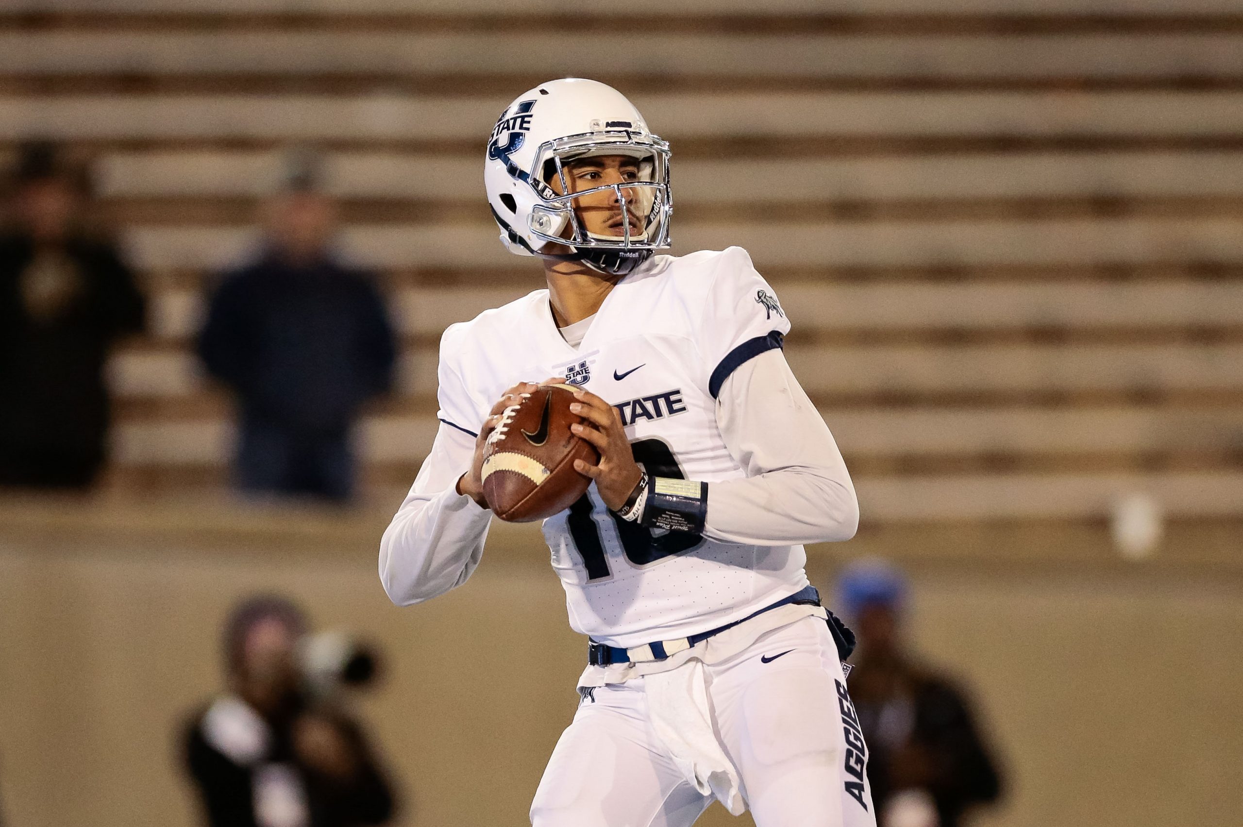 NCAA Football: Utah State at Air Force