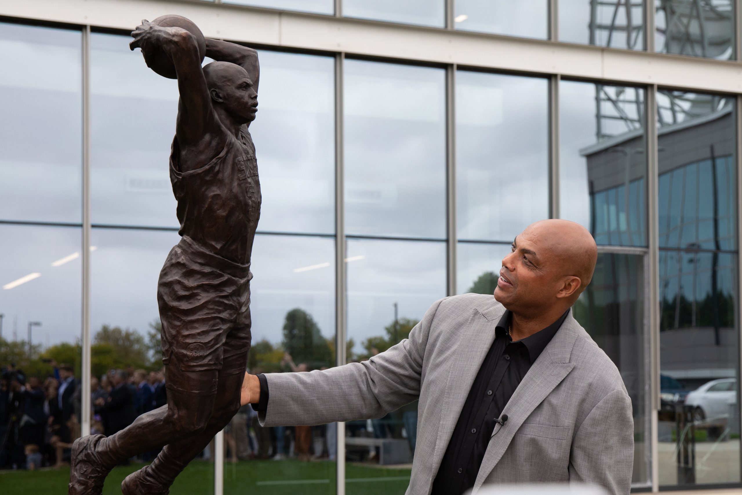 NBA: Philadelphia 76ers-Barkley Statue
