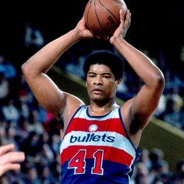 legends-wes-unseld