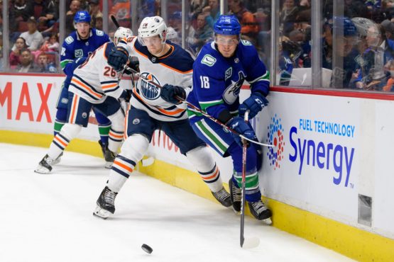 NHL: SEP 17 Preseason - Oilers at Canucks