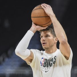 NBA: Cleveland Cavaliers at Milwaukee Bucks