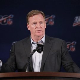 wpf-607ff31844a0c196c3a88be0d55fceb2-wpf-Roger-Goodell