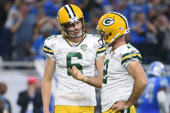 NFL: Green Bay Packers at Detroit Lions