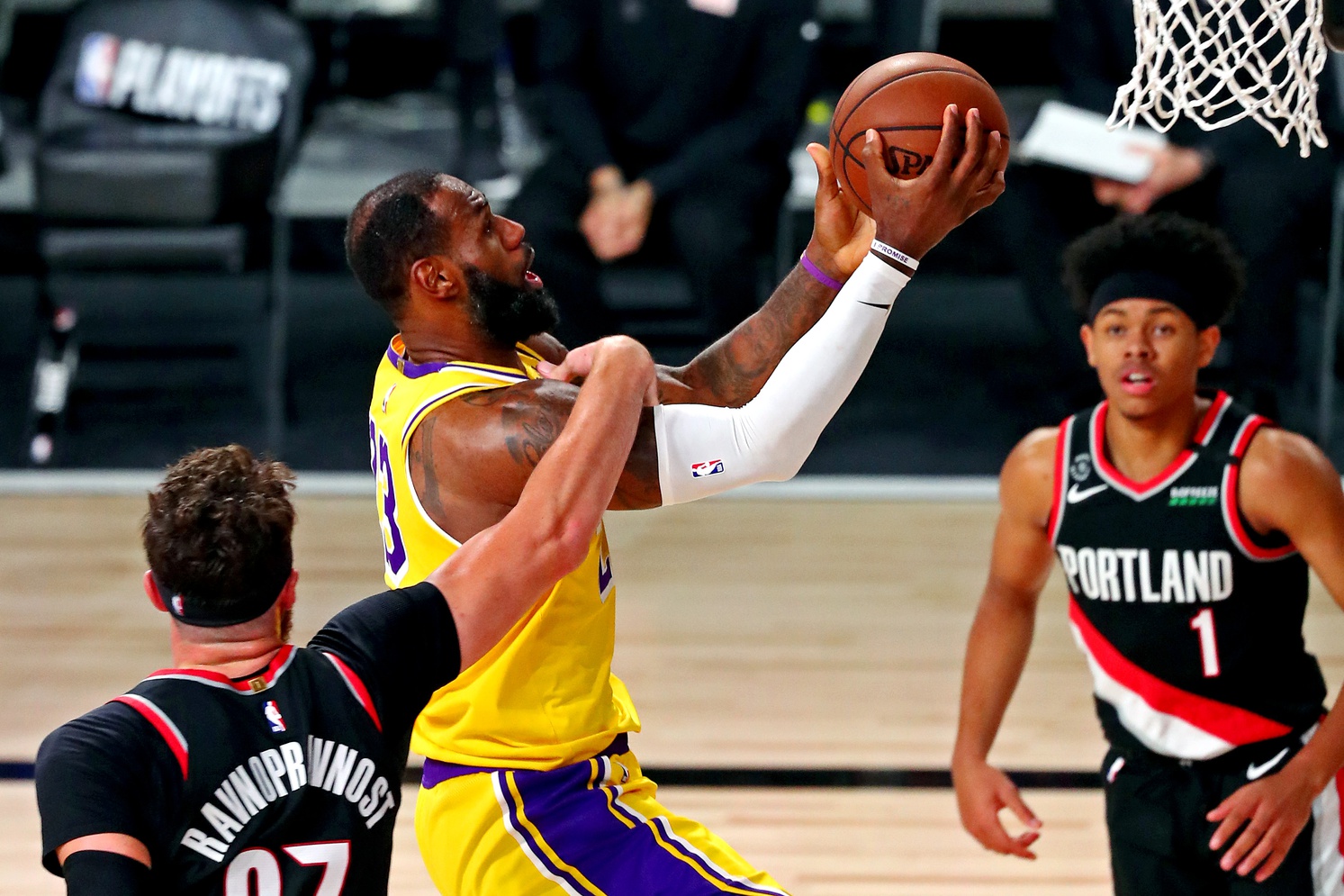 lebron james jusuf nurkic