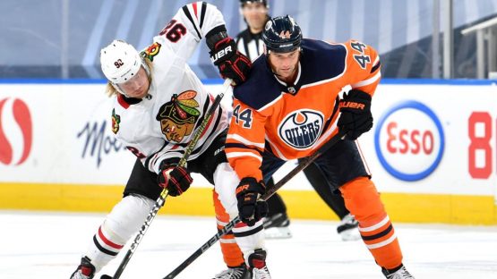 Oilers Hawks