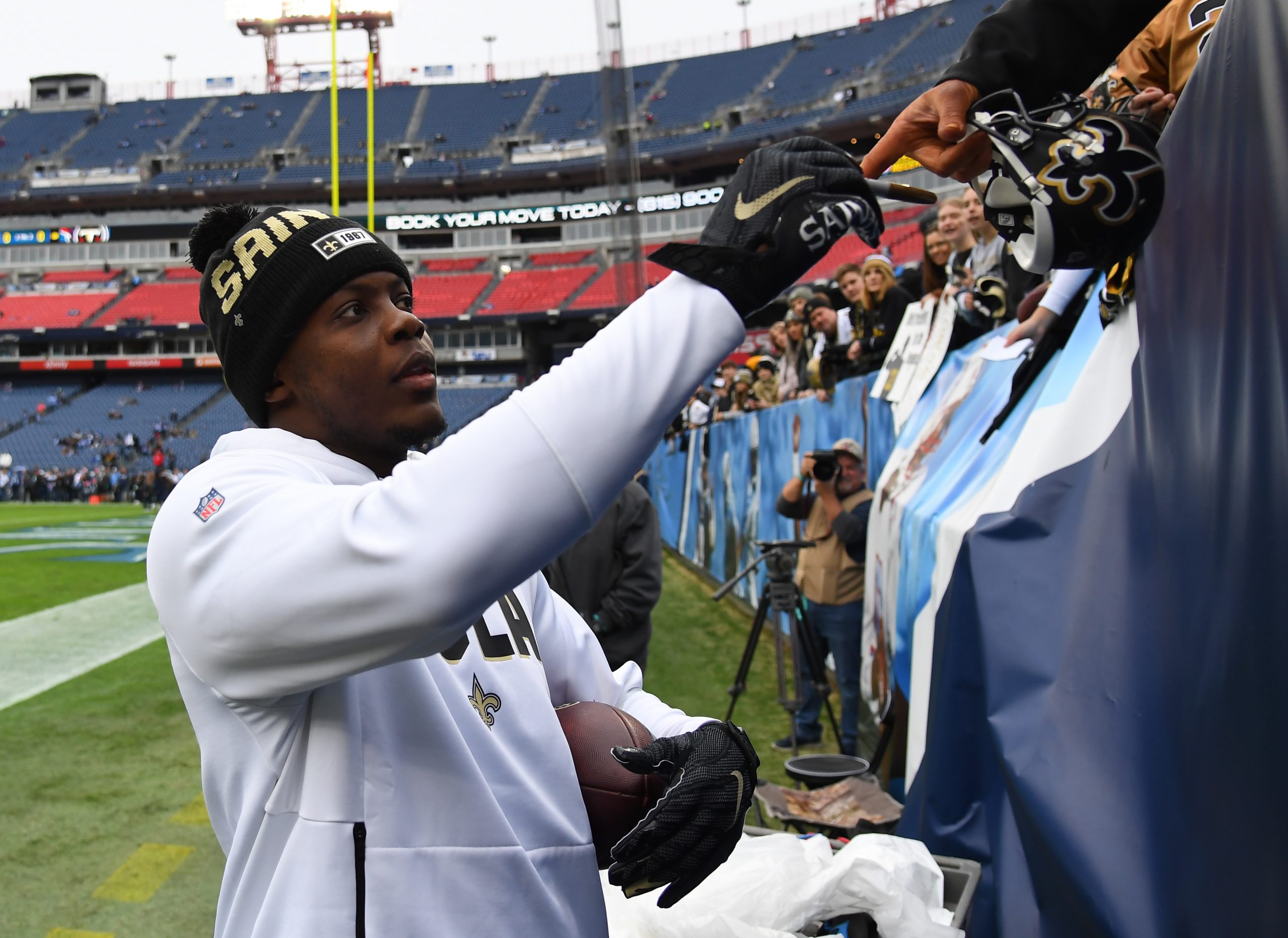 NFL: New Orleans Saints at Tennessee Titans
