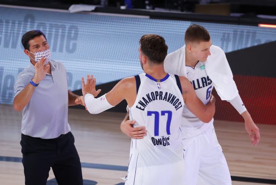 NBA: Milwaukee Bucks at Dallas Mavericks