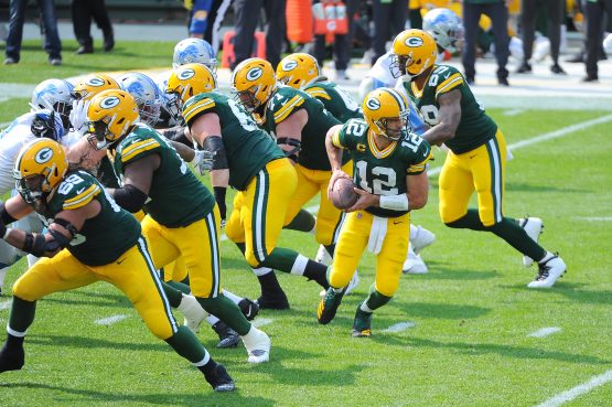 NFL: Detroit Lions at Green Bay Packers