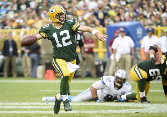 NFL: Detroit Lions at Green Bay Packers