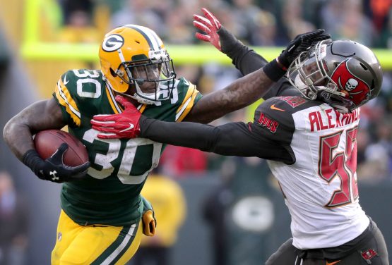NFL: Tampa Bay Buccaneers at Green Bay Packers