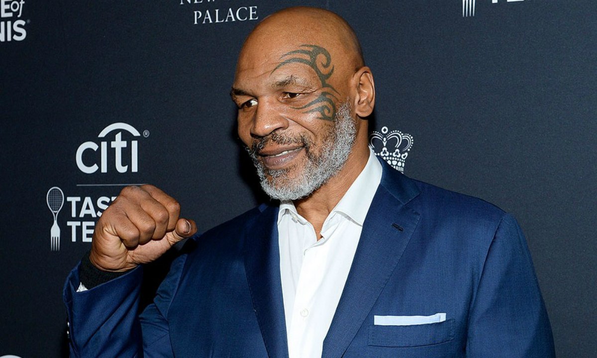 Mike Tyson vs Roy Jones date