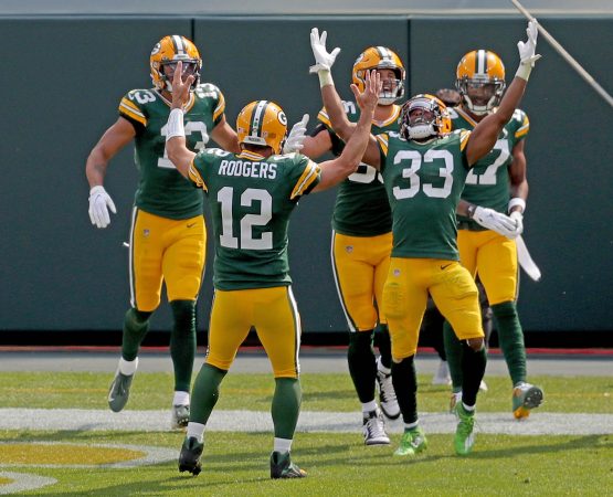 NFL: Detroit Lions at Green Bay Packers