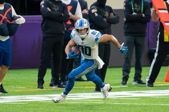 NFL: Detroit Lions at Minnesota Vikings