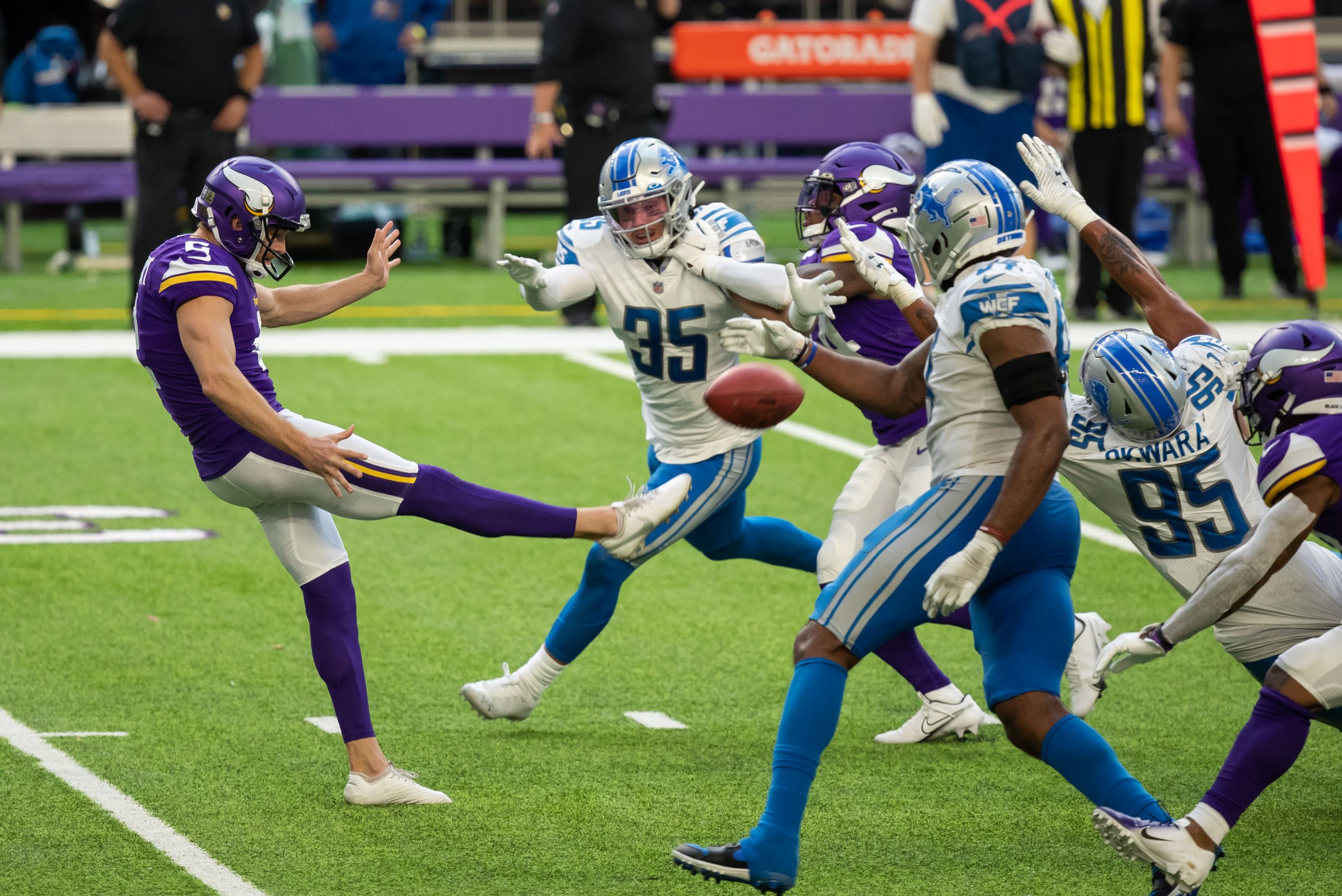 NFL: Detroit Lions at Minnesota Vikings