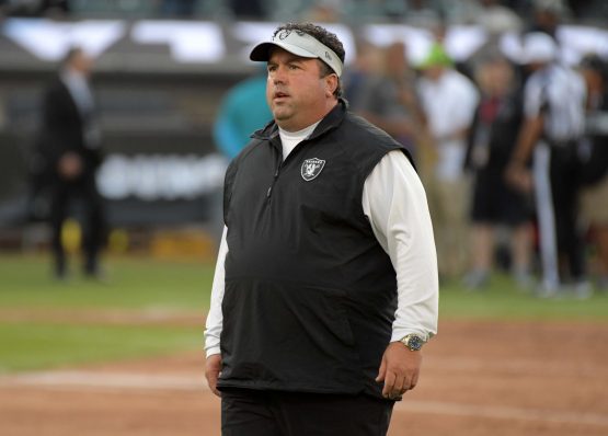 NFL: Los Angeles Rams at Oakland Raiders