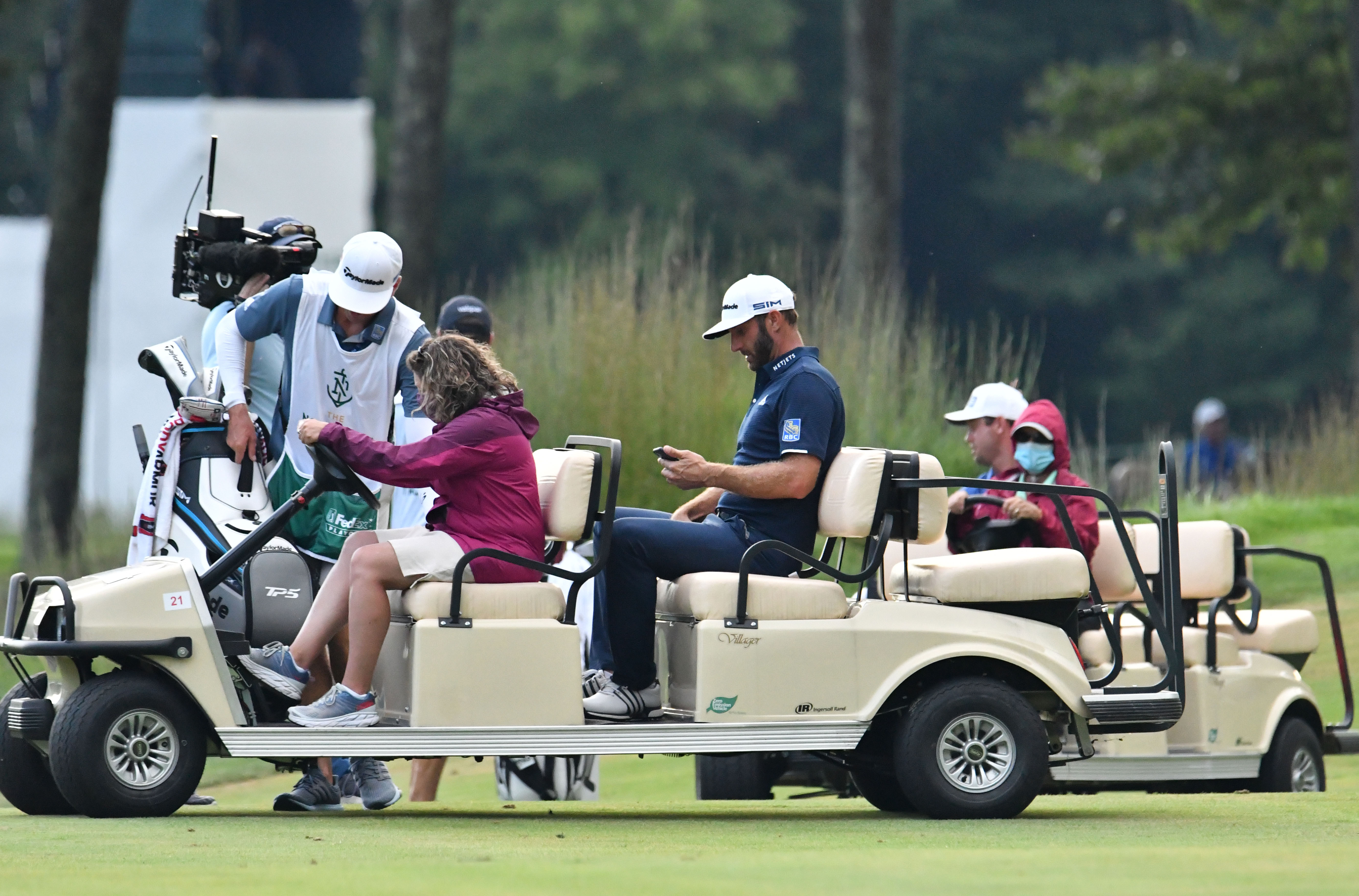 What to consider when buying a golf trolley in 2021?